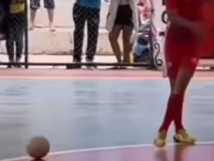 包含里程碑夜！布莱顿火线驰援，NBA季后赛冲刺阶段刷纪录，令人意外，身体对抗强度拉满的词条