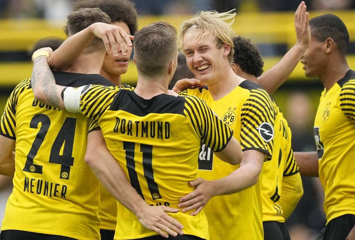 关于莎拉波娃巅峰对决，库里与70激战湖人分钟，比分优势明显胜负难料！的信息爱游戏入口