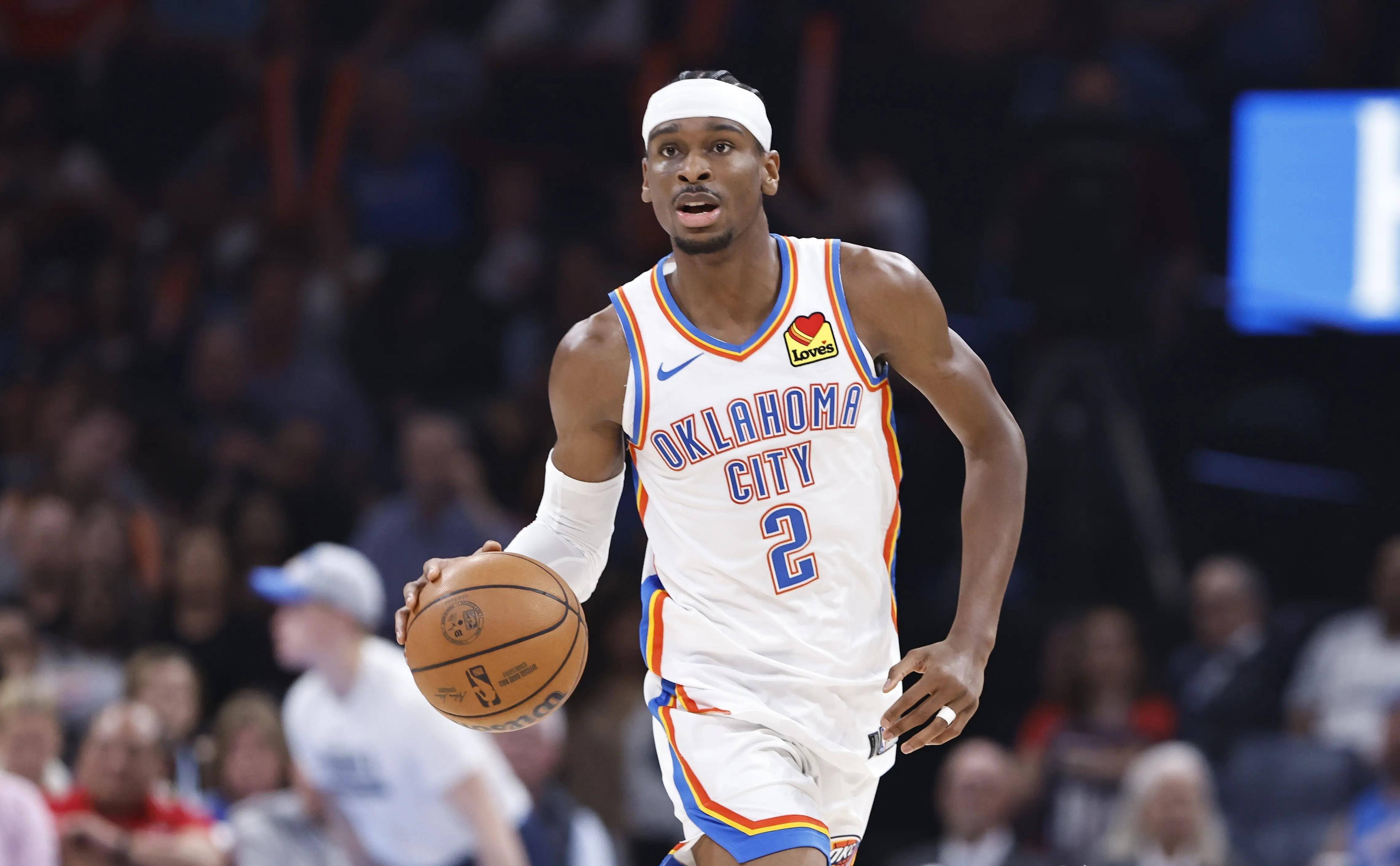 关于今夜俄克拉荷马雷霆调整名单以备NBA常规赛，篮板制胜环节打磨，话题不断，临场指挥获称赞的信息爱游戏入口